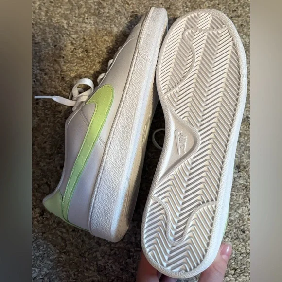 New Nike Women’s Court Royale Trainers White Volt Leather - Picture 7 of 7